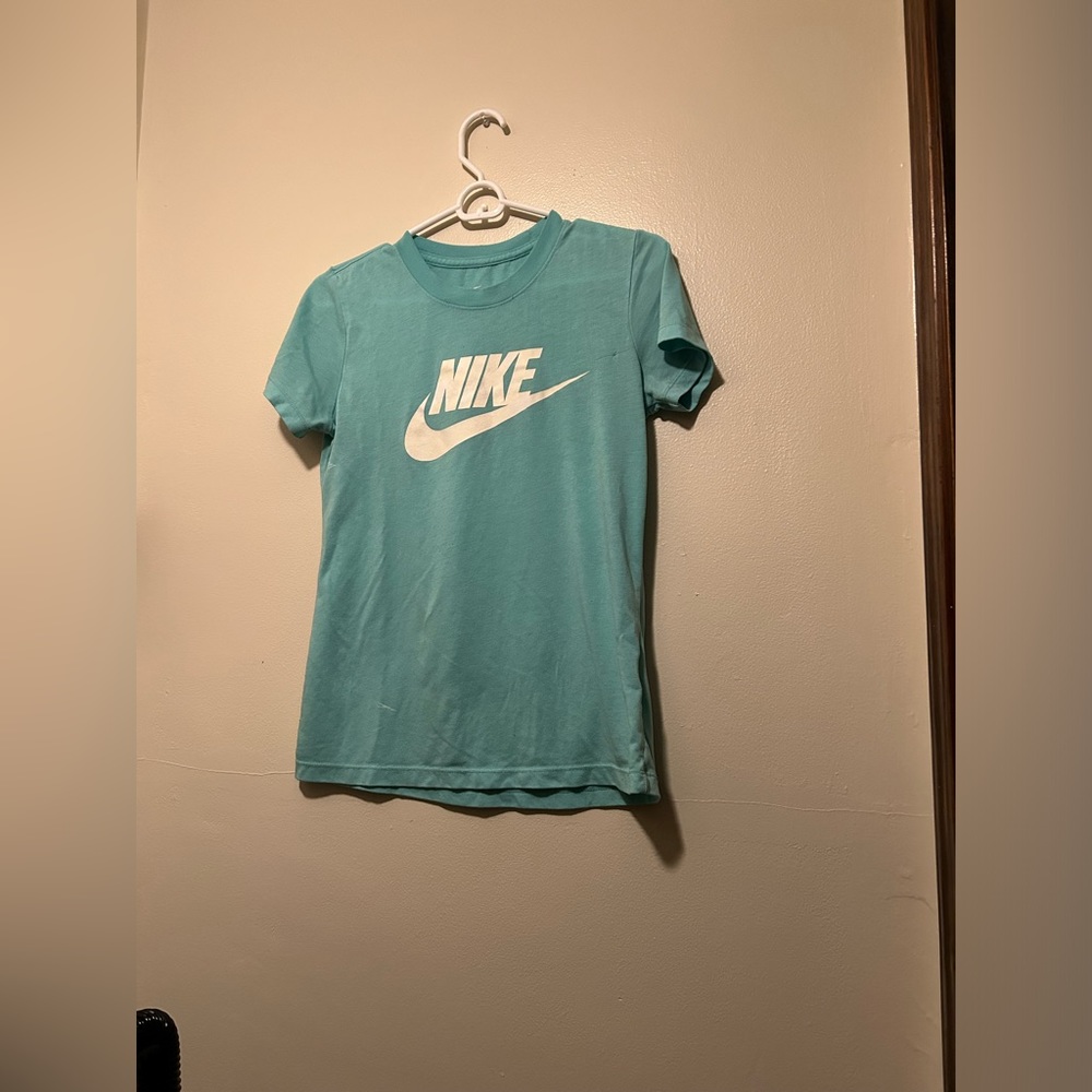 The Nike Tee